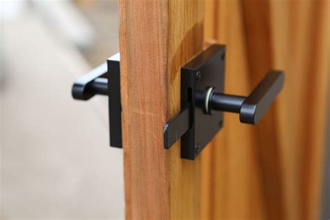 double sided latch